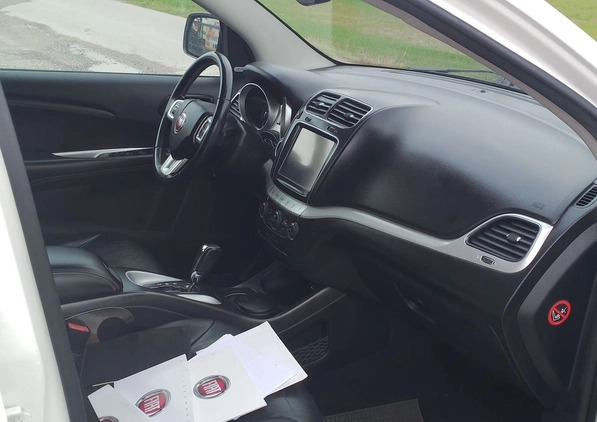Fiat Freemont cena 46900 przebieg: 186000, rok produkcji 2014 z Dębica małe 46